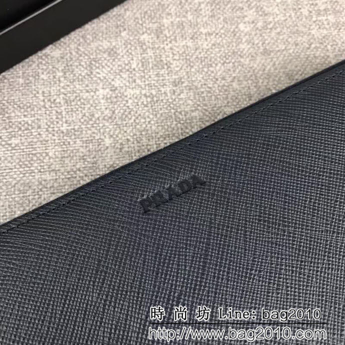 PRADA普拉達 專櫃最新爆款 十字紋牛皮 男士大號單拉鏈錢包 2ML188 DD1871